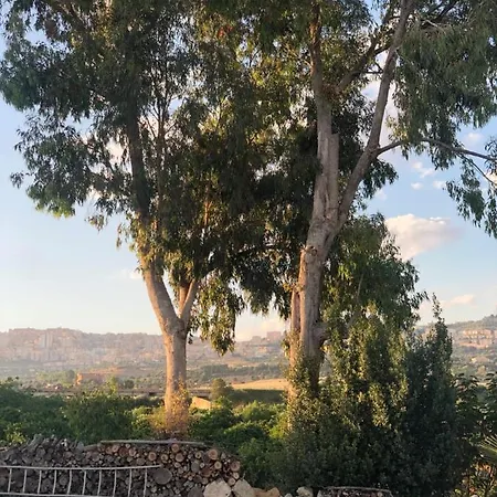 בית הארחה Agrialma אגריג'נטו